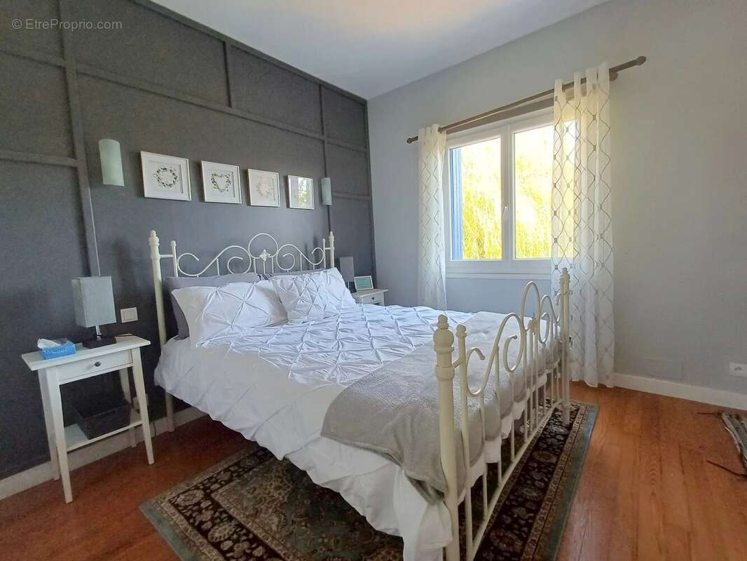 Maison à SAINT-FORT-SUR-GIRONDE