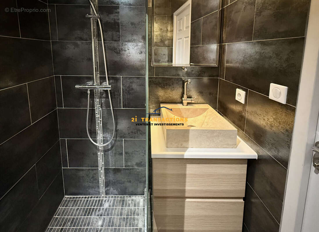 Maison à SAINT-GENIS-LAVAL