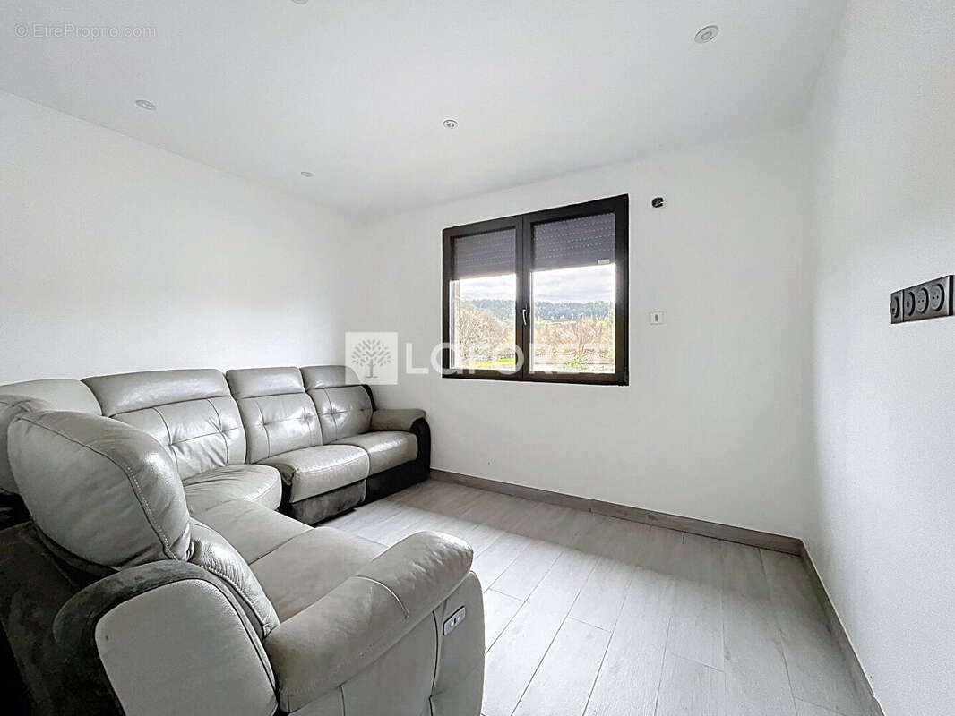 Maison à MEILLONNAS