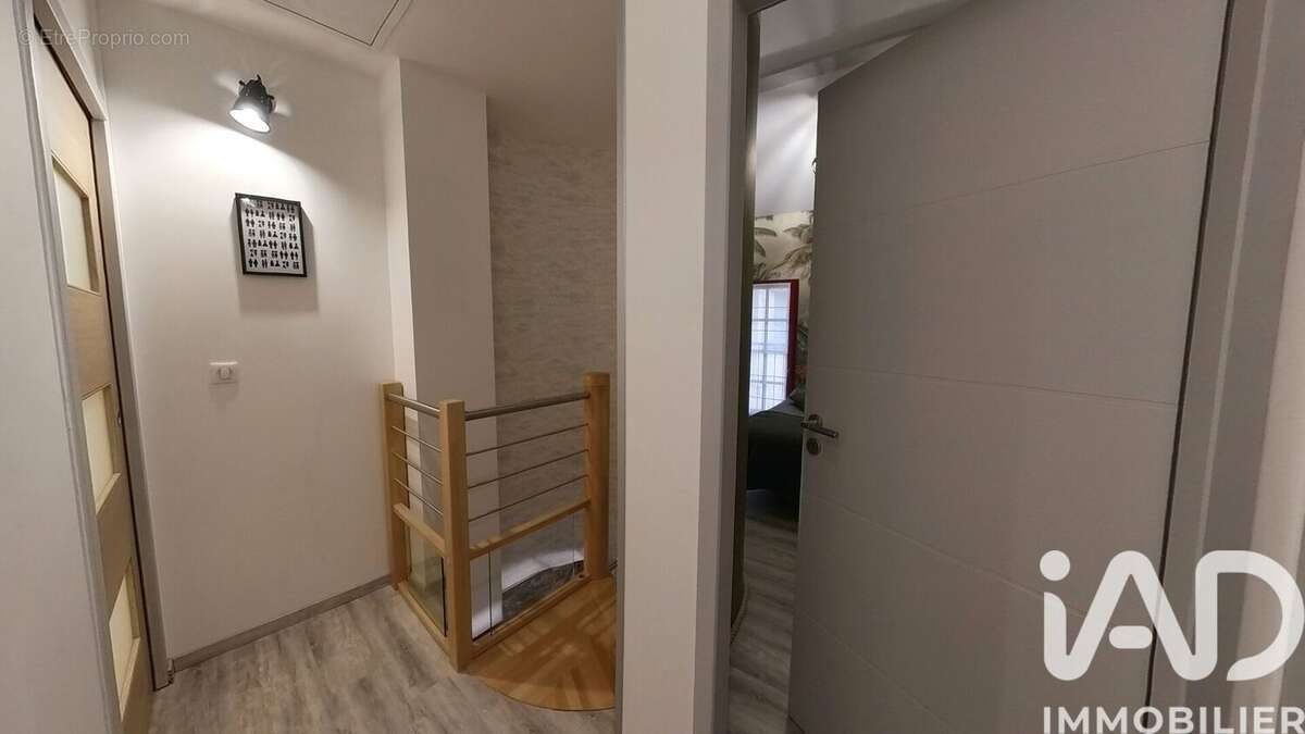 Photo 9 - Maison à AZAY-LE-RIDEAU