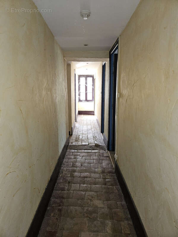 Maison à VERDUN-SUR-LE-DOUBS