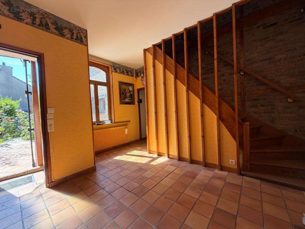 Urgent ! maison 200 m², 5 grd chambres, terrain 1600m² sans vis a vis - photo 7