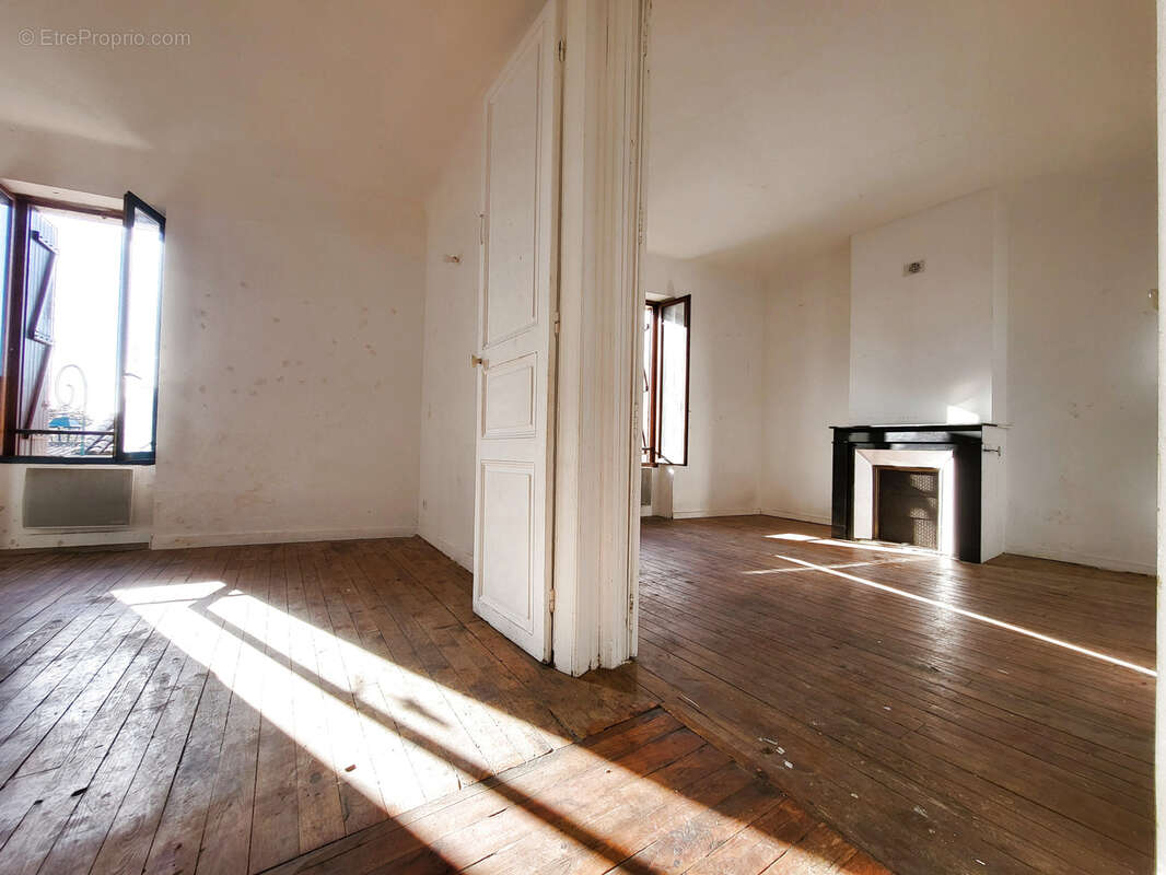 Maison à CORCONNE