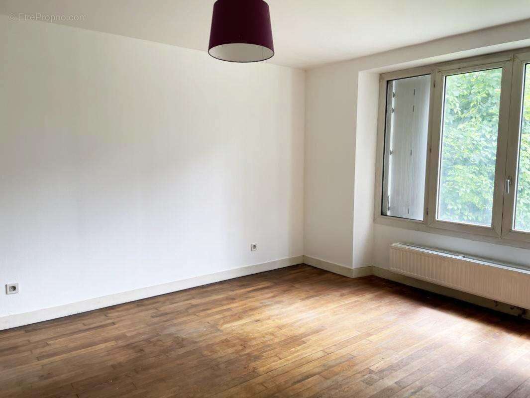 Maison à SAINT-GERVAIS-LA-FORET