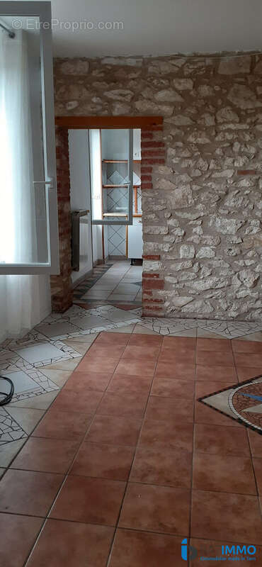 Appartement 100 m² à Cagnac-Les-Mines  - photo 3