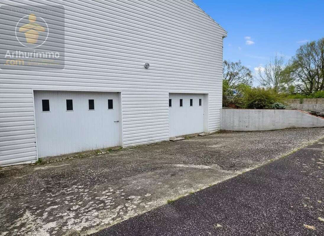 Maison à BOIS-DE-CENE