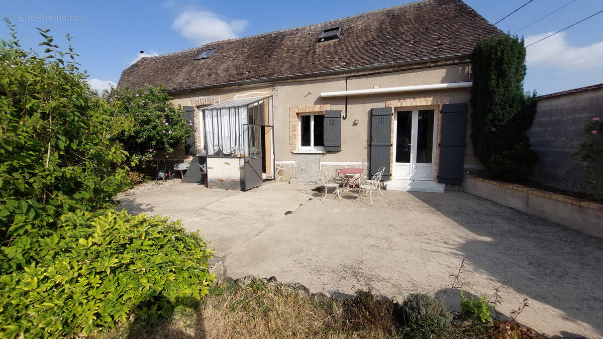 Maison à MICHERY