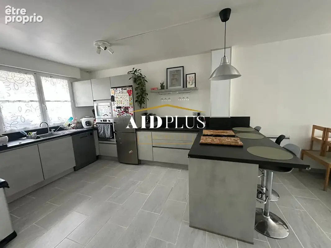 Maison 5 pièces 94 m² à vendre à Saint-Prix (95390) - photo 3