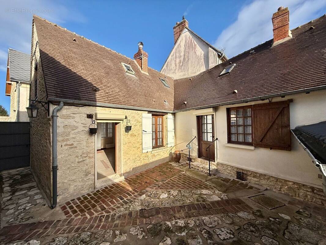 Maison à CHAUMONT-EN-VEXIN