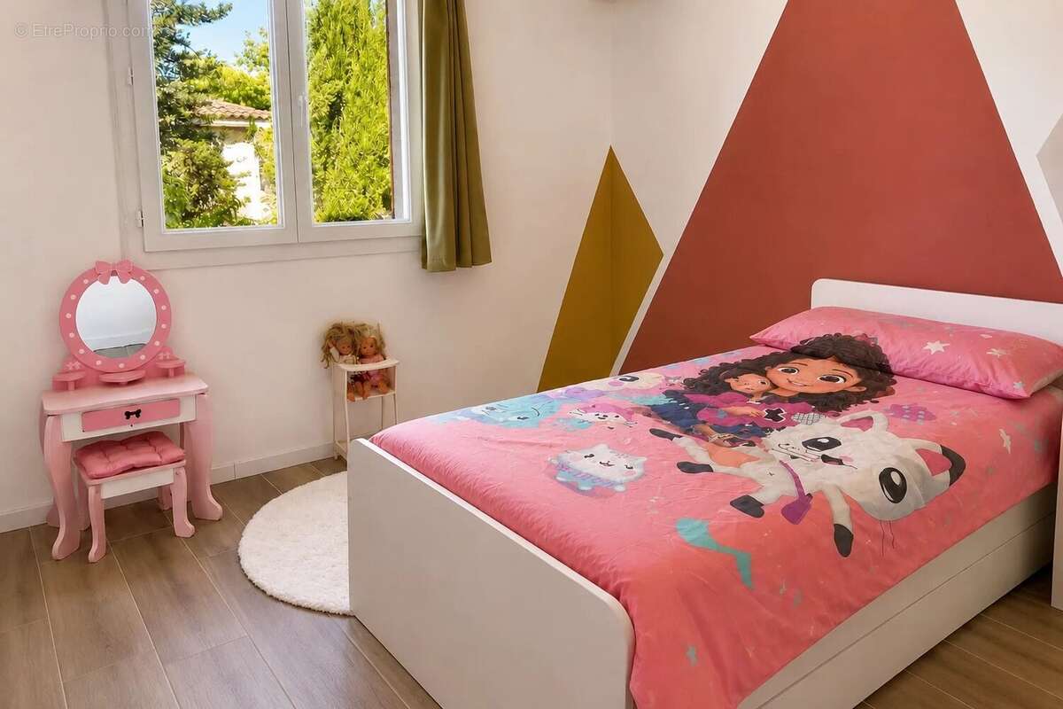 Maison 110 m² à Aubagne  - photo 10