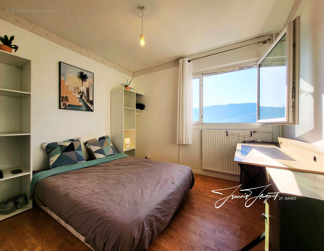 Appartement à QUINTAL