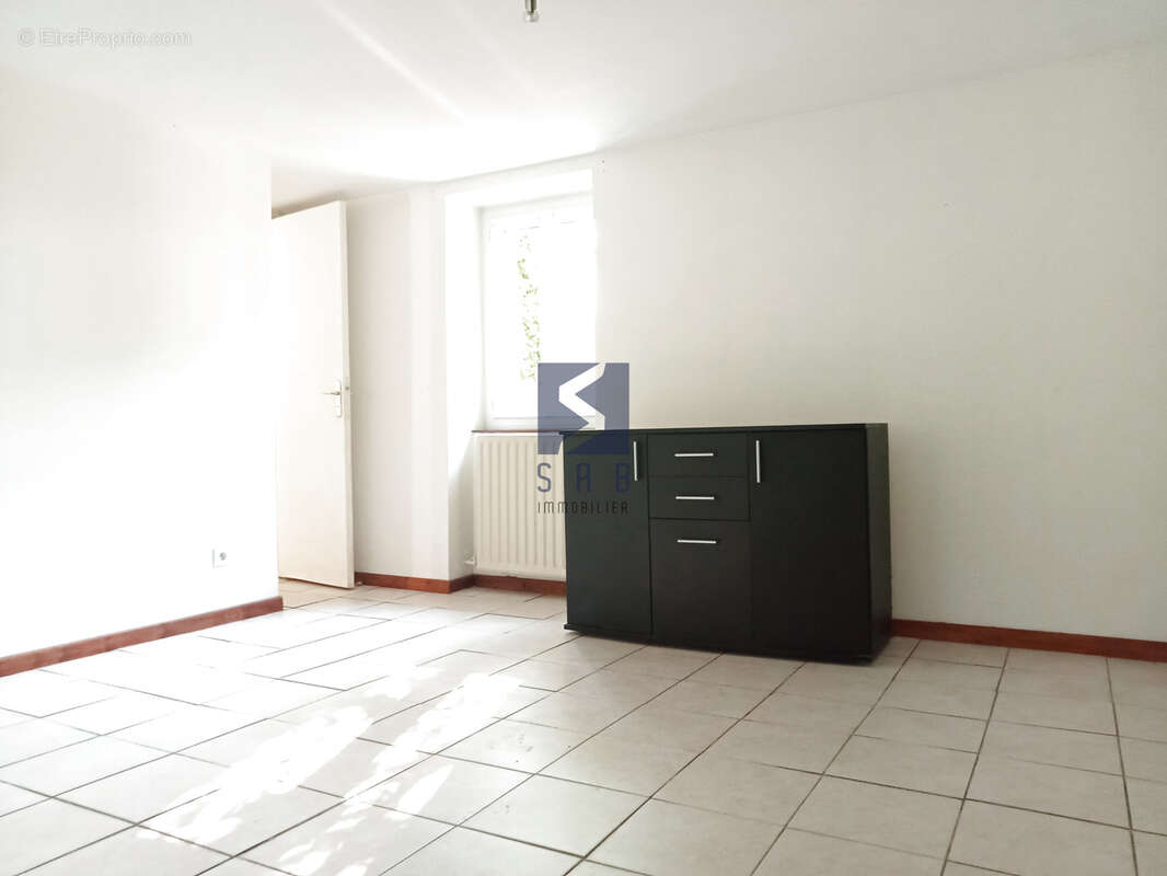 Appartement à LA VOULTE-SUR-RHONE
