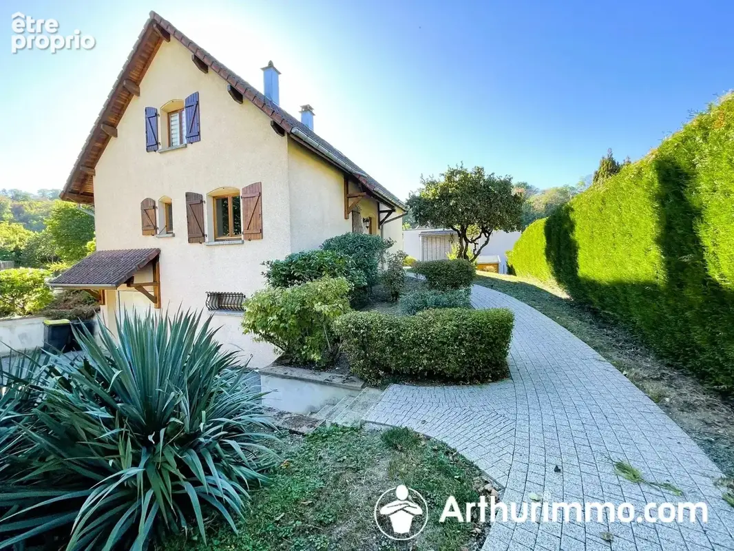 Maison familiale, 4 chambres, sous sol, terrain 14ares, sans travaux. - photo 7