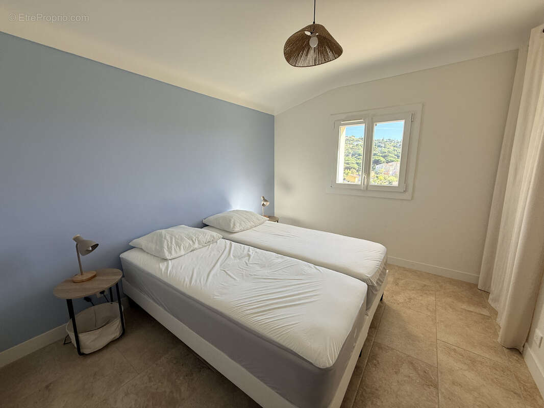 Maison à LES ISSAMBRES