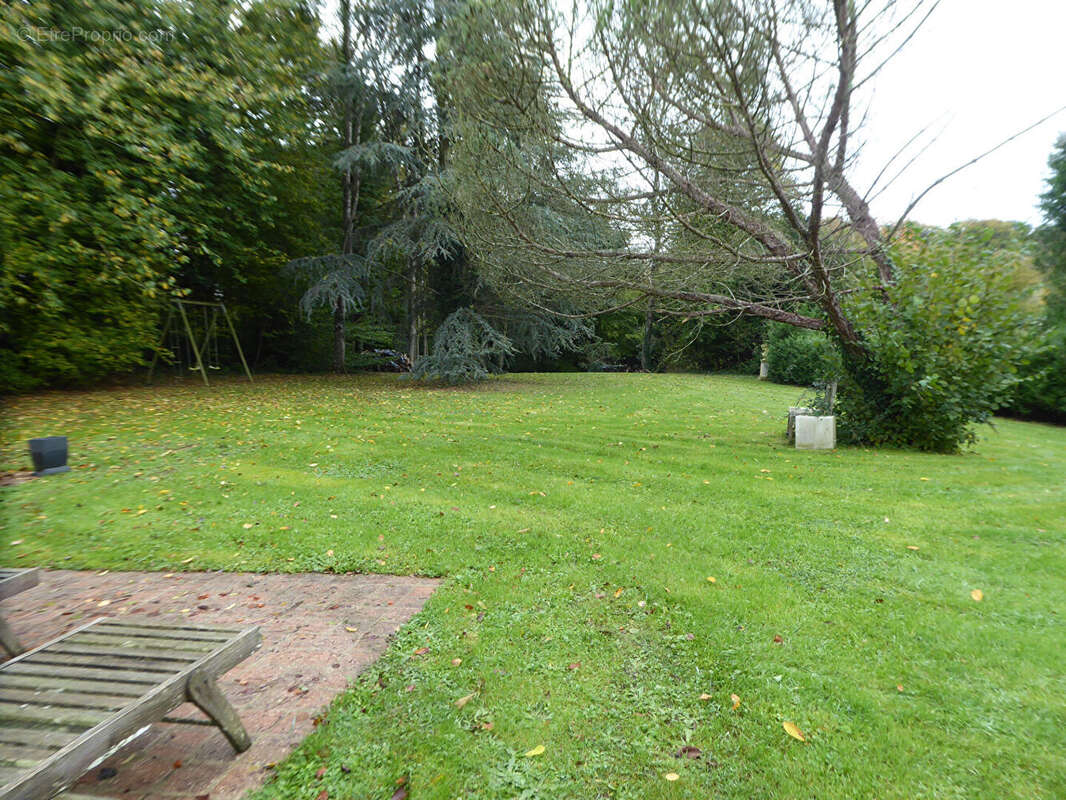 Maison à CORMEILLES