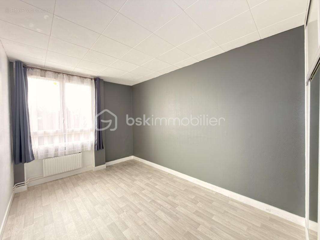 Appartement à LIVRY-GARGAN