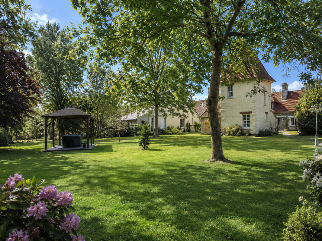 Maison à ECUEILLE