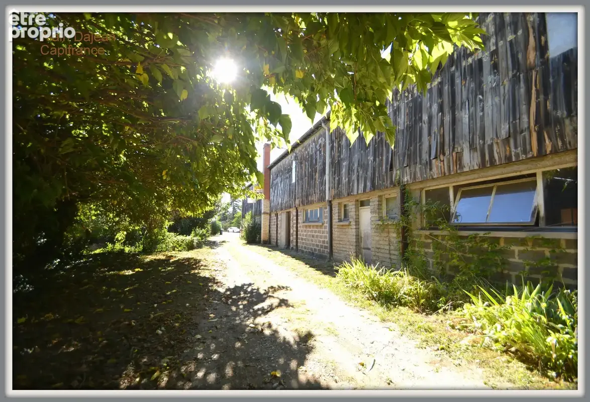 Local Professionnel  à vendre AGEN (47)- Surface au Sol 520 M2 sur 2 niveaux -Terrain 2 194 M2 - photo 5