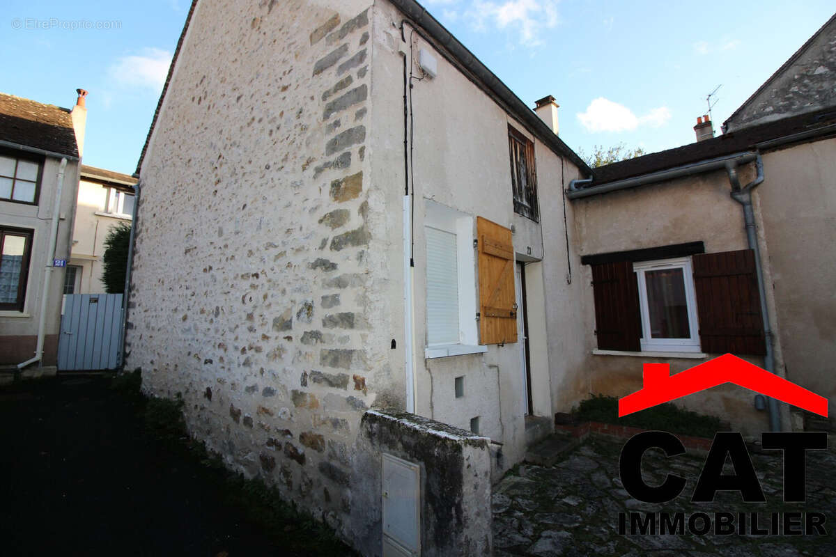 Appartement à CHAMPAGNE-SUR-SEINE