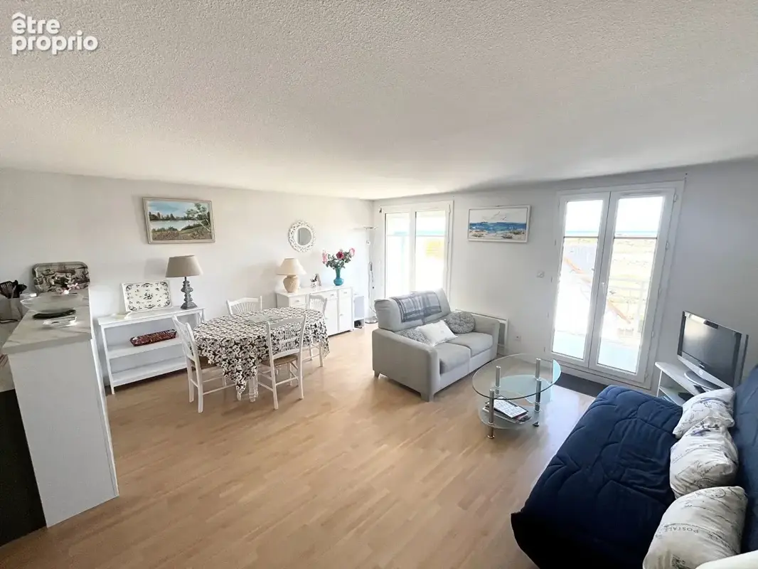 Port Guillaume  , Appartement 3 pièces avec vue mer , parking et piscine - photo 9