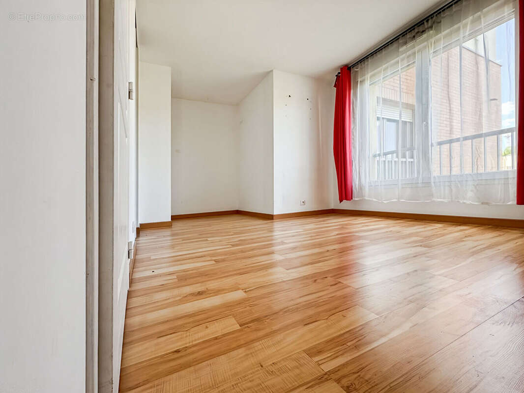 Appartement à ROSNY-SOUS-BOIS