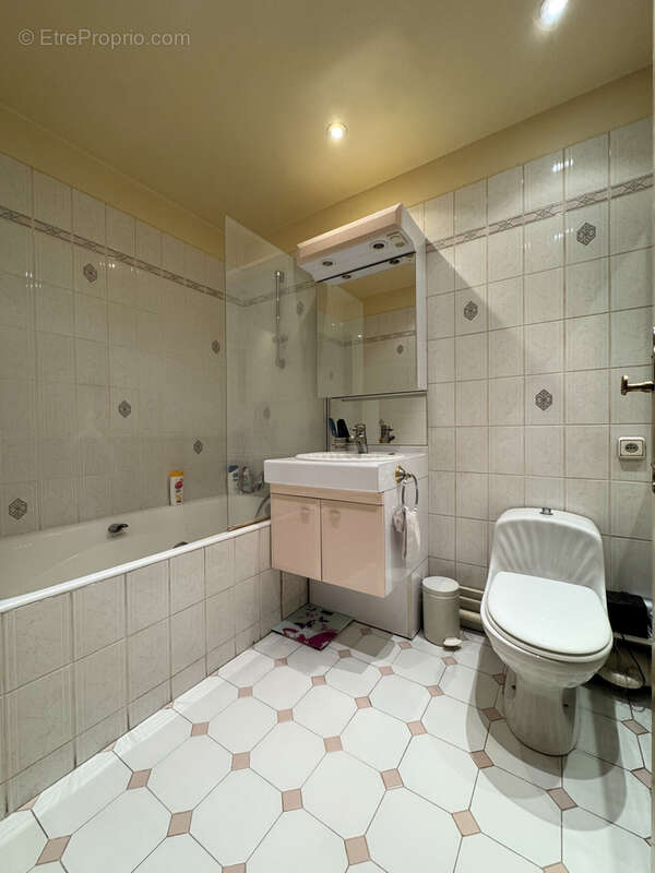 Appartement à PARIS-12E