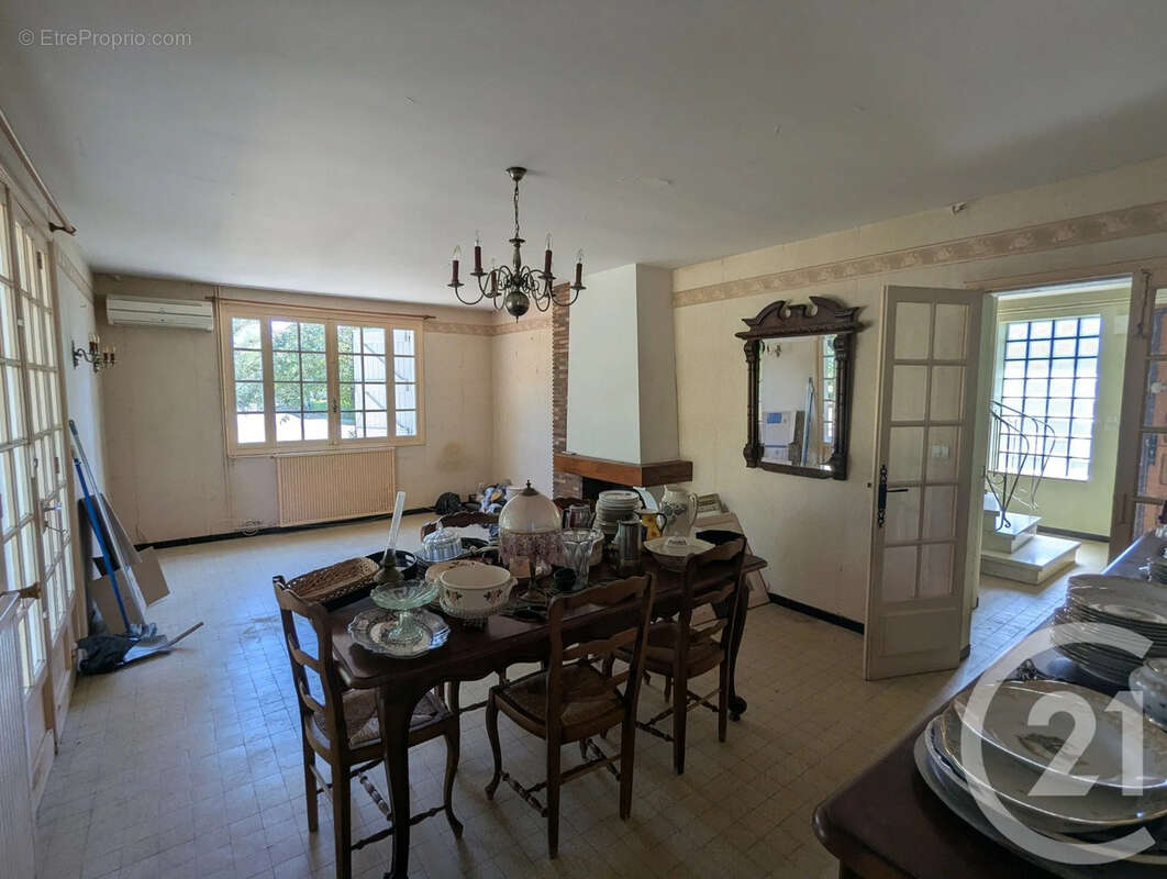 Maison 157 m² à Gaillac  - photo 6