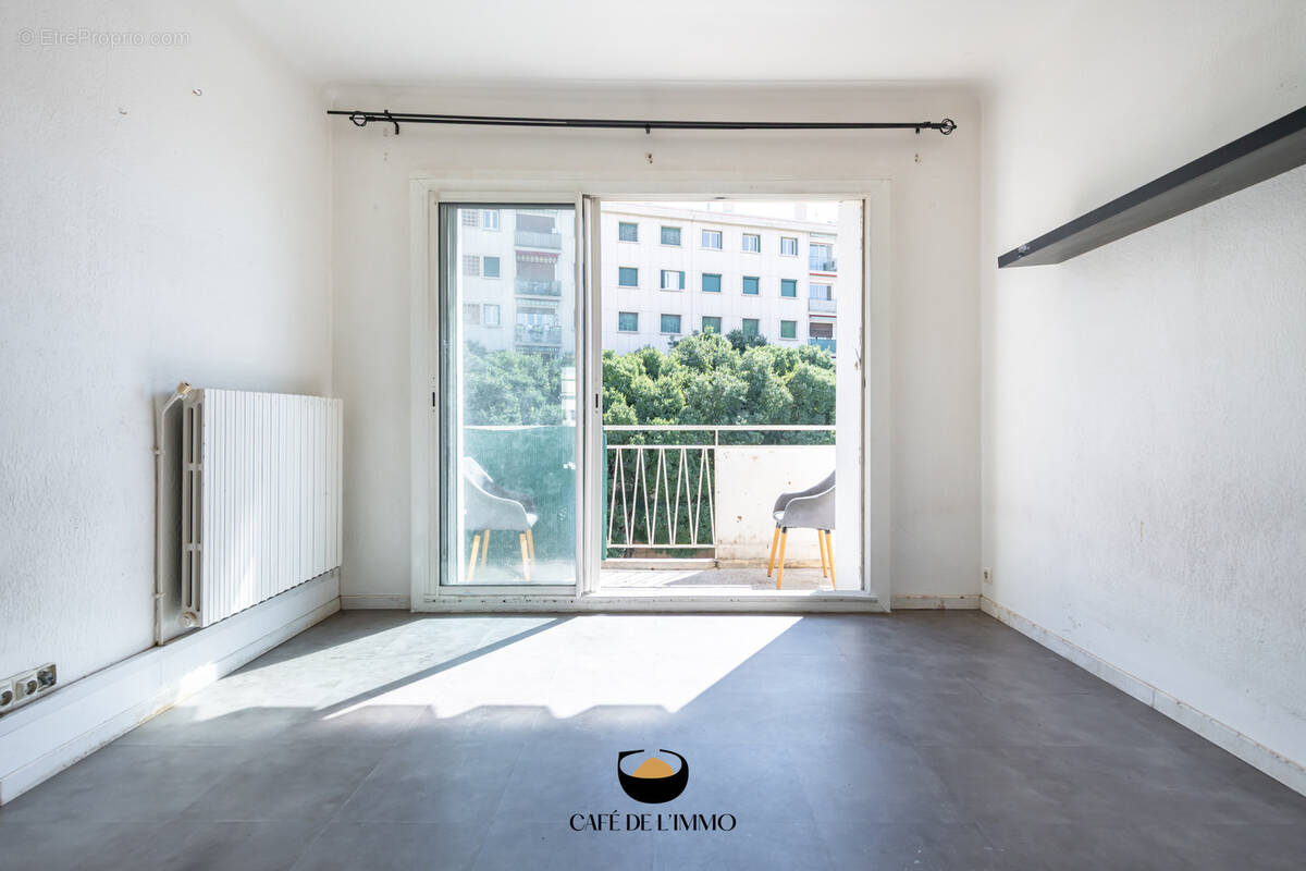 Appartement à MARSEILLE-8E