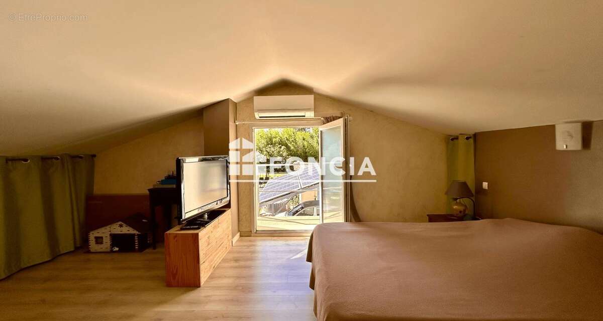 Maison à SAINT-GENIS-DES-FONTAINES