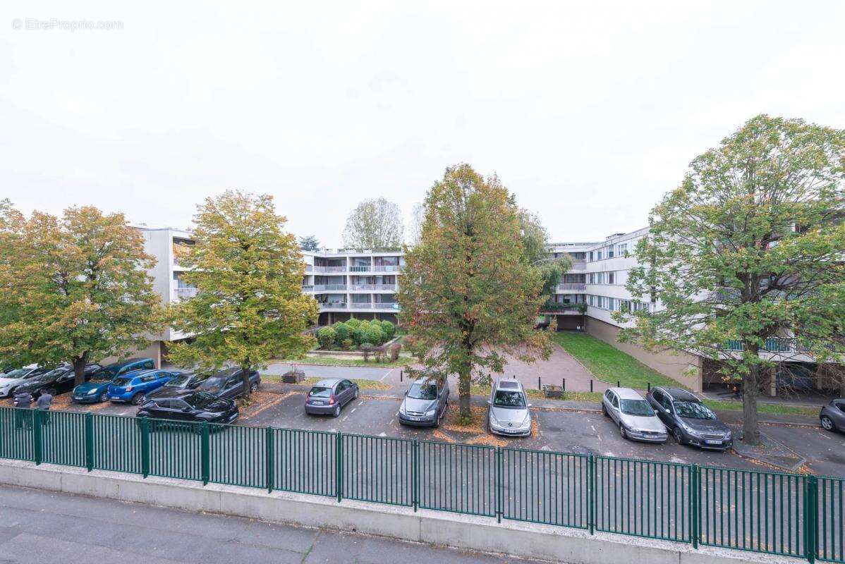 Appartement à STAINS