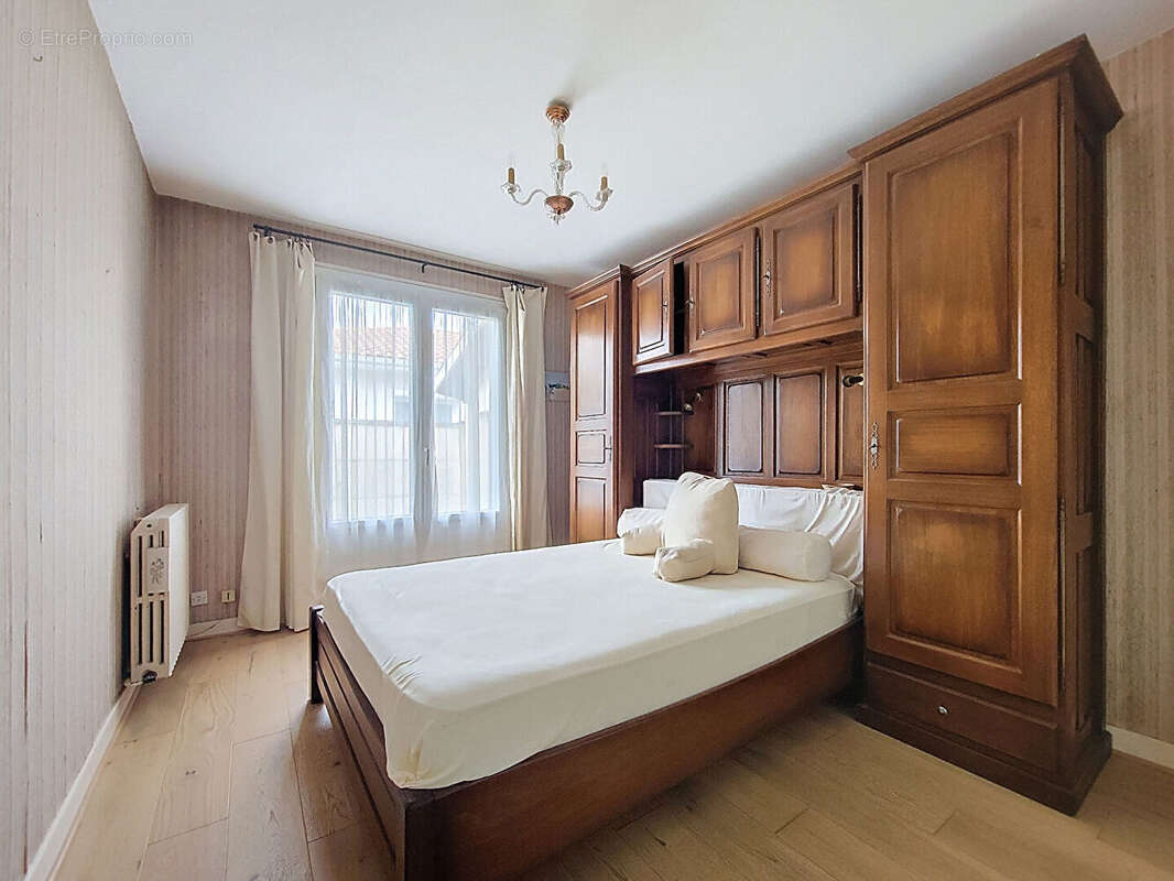 Maison à BLANQUEFORT