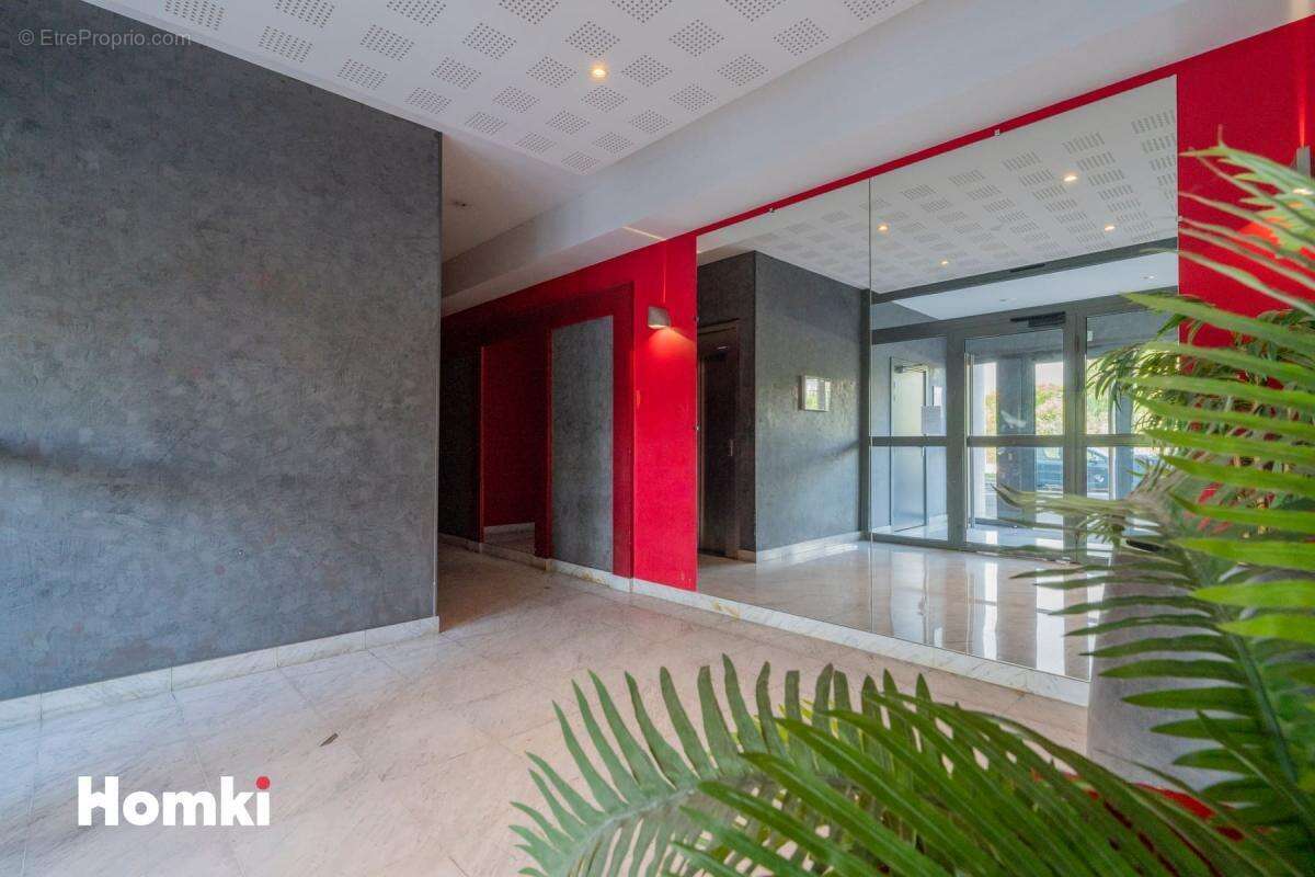 Appartement T2 de 38 m² à Marseille 13008, Avenue Jules Cantini - photo 11