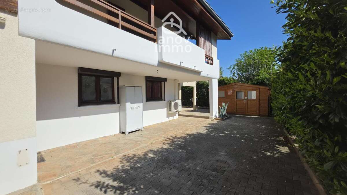 Maison à FONTAINE