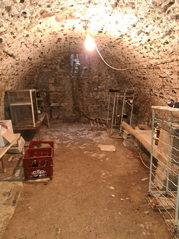 Maison à PONT-SUR-YONNE