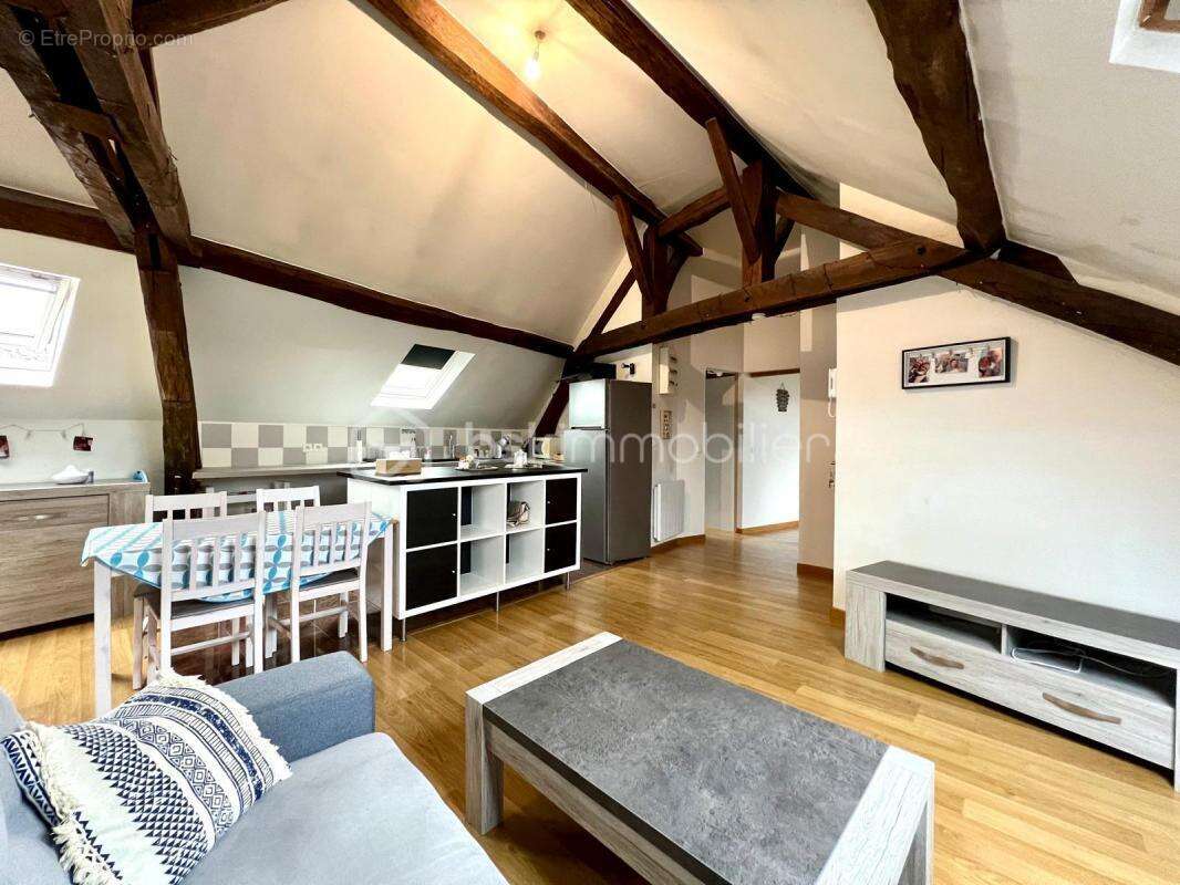 Appartement à PITHIVIERS