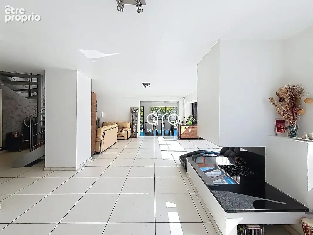 Maison 218 m² à Genech  - photo 2
