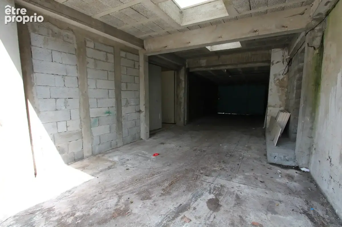 local commercial de 550 m2 avec 500 m2 de cour BOULOGNE SUR MER - photo 6