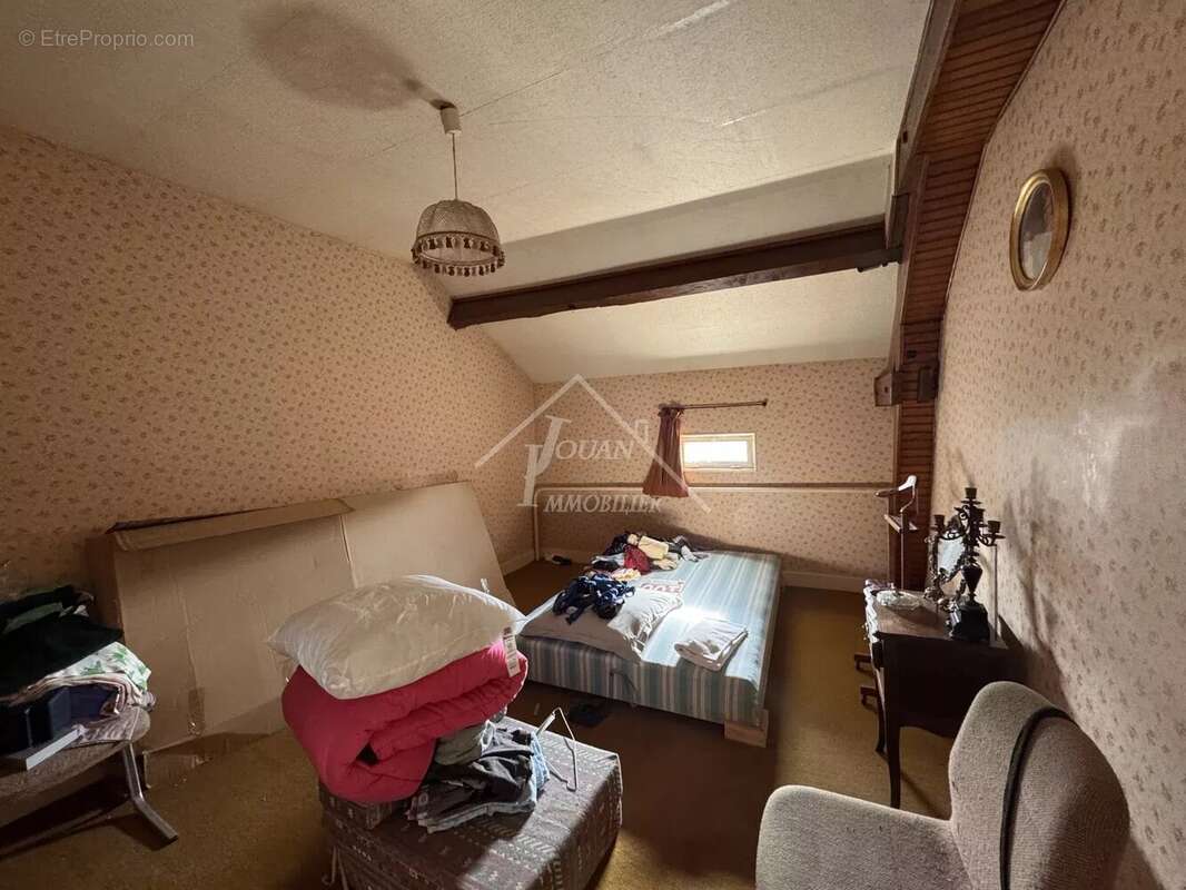 Maison à DOMPIERRE-SUR-BESBRE