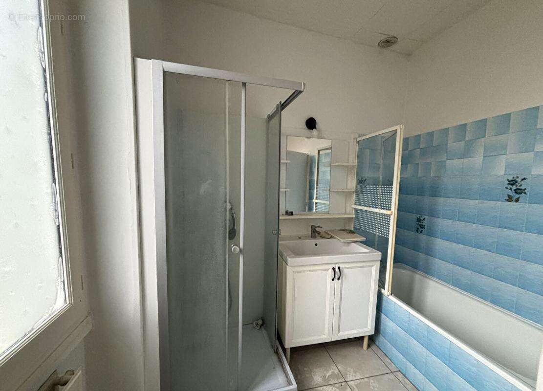 Appartement Montrond Les Bains 3 pièce(s) 80.760 m2 - photo 6