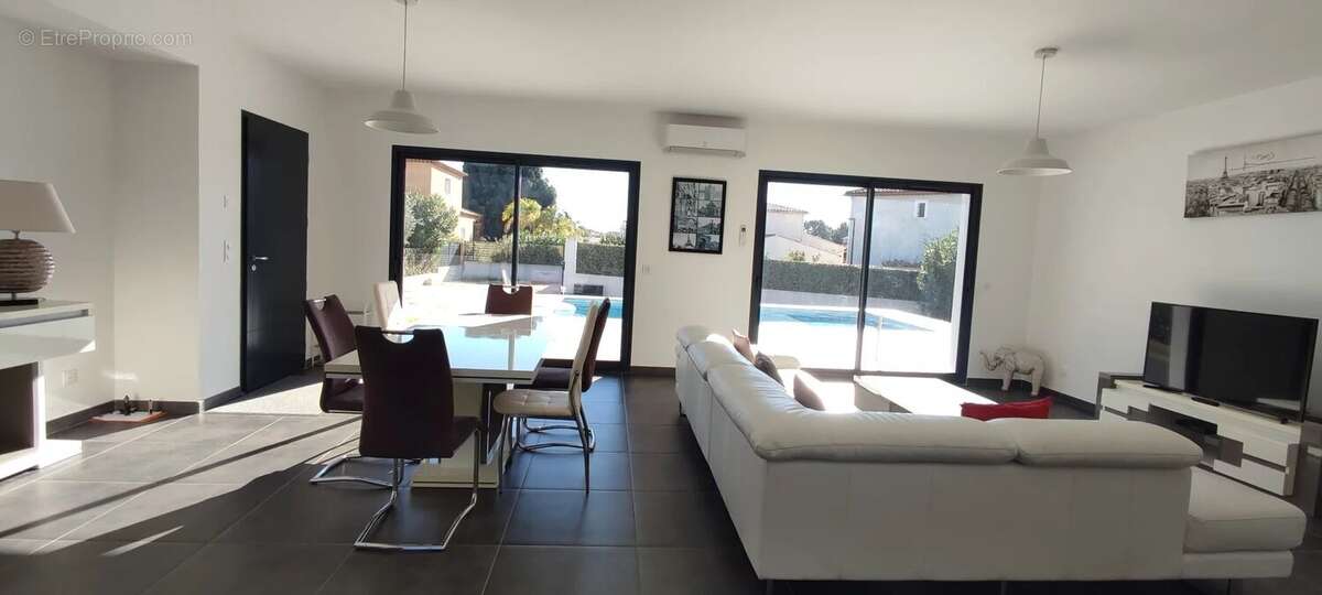 Maison à LA LONDE-LES-MAURES