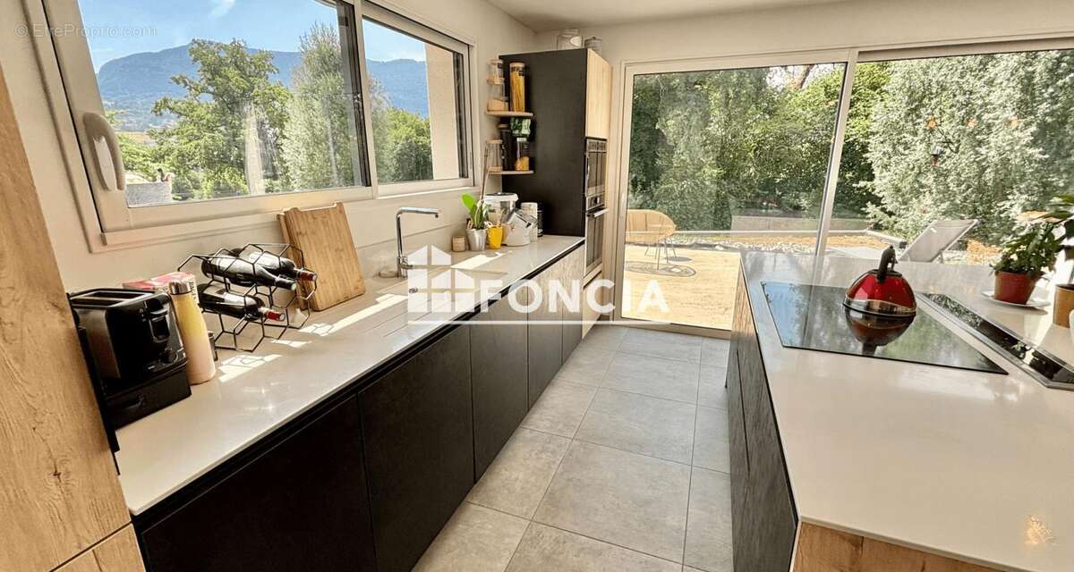 Entrelacs maison individuelle récente – 118 m² – DPE A - photo 3