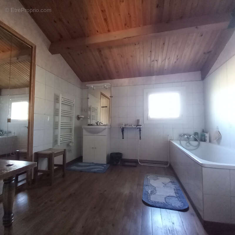 Maison à CAUMONT-SUR-DURANCE