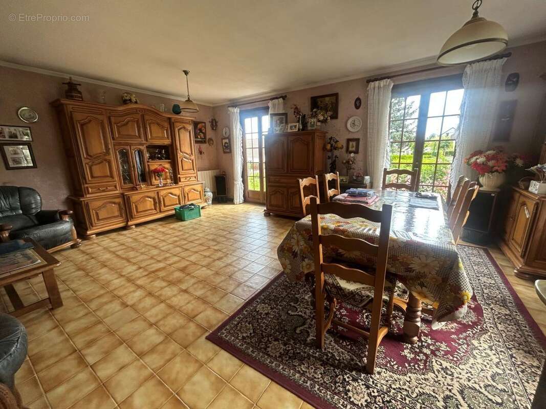 Maison à DORMANS
