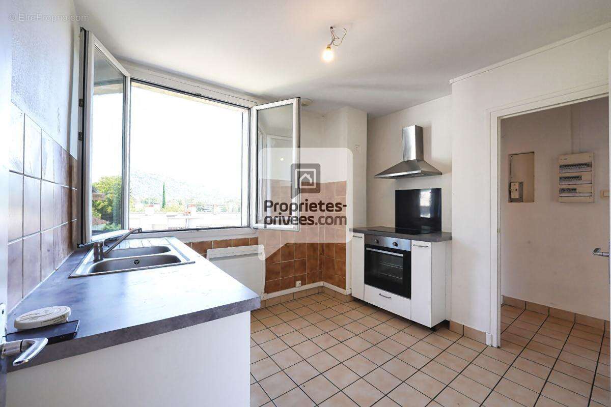 Appartement à LA TRONCHE