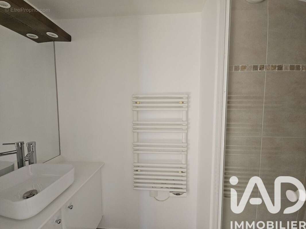 Photo 8 - Appartement à ASNIERES-SUR-SEINE