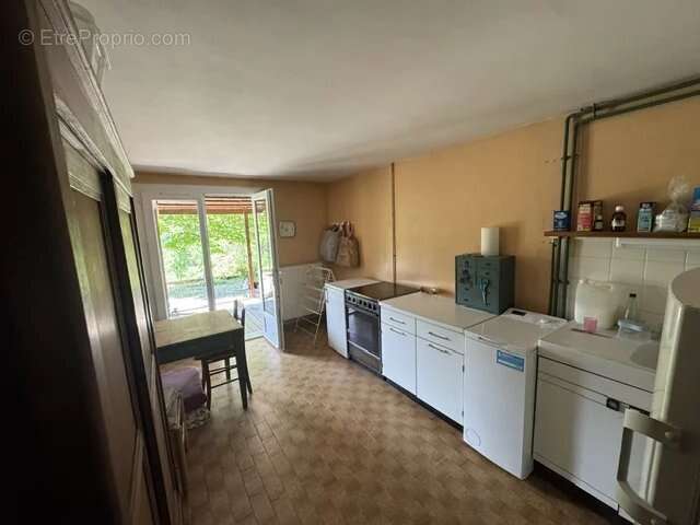 Maison avec vue  sur 1390 m² de terrain. - photo 8
