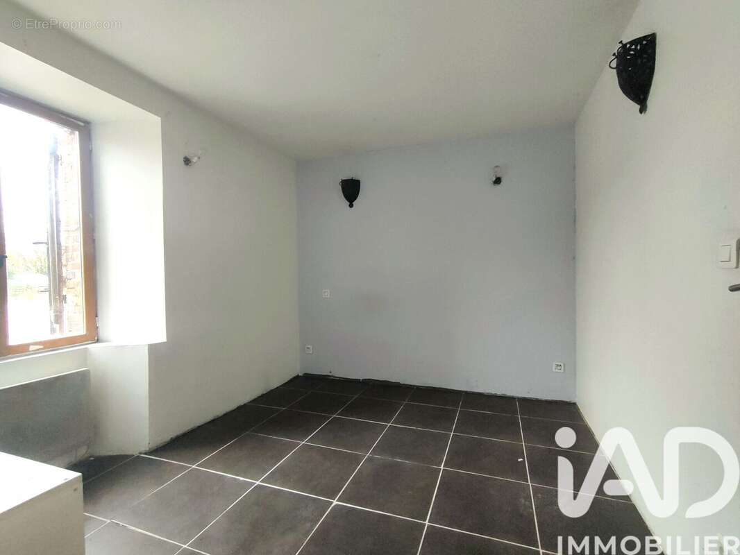 Photo 4 - Maison à COURGENAY