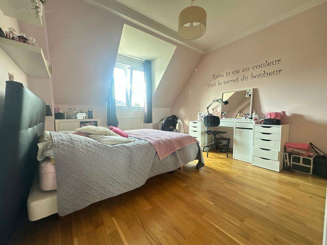 Maison à LE PLESSIS-TREVISE