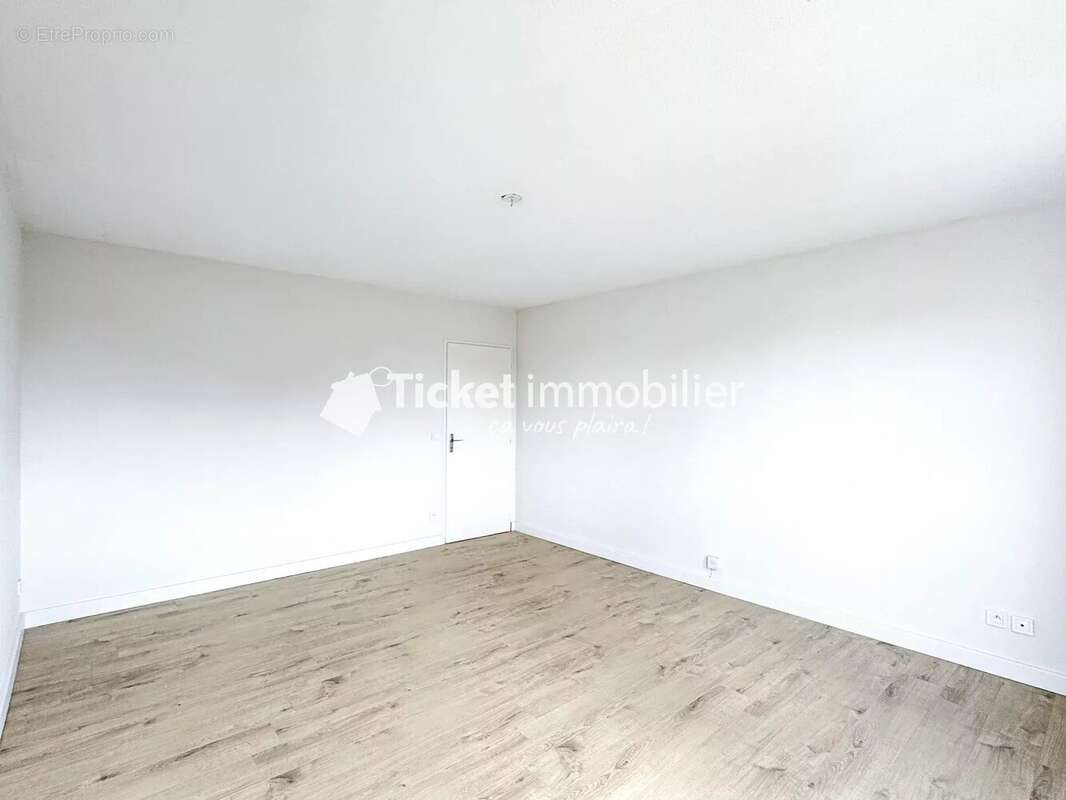 Appartement à AUCAMVILLE