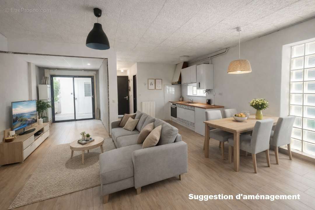 Maison a renover avec jardin - photo 3
